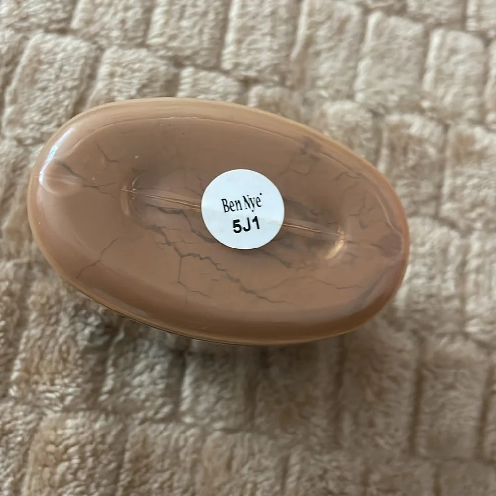 Ben Nye Nutmeg Powder - Picture 2 of 2